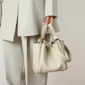 Fashion New Women's Bag, Women's Bag, One Shoulder Bucket Bag, Autumn/Winter Versatile Leather Handheld Vegetable Basket Bag